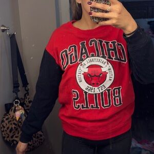 Chicago Bulls Red crewneck Sweatshirt vintage medium